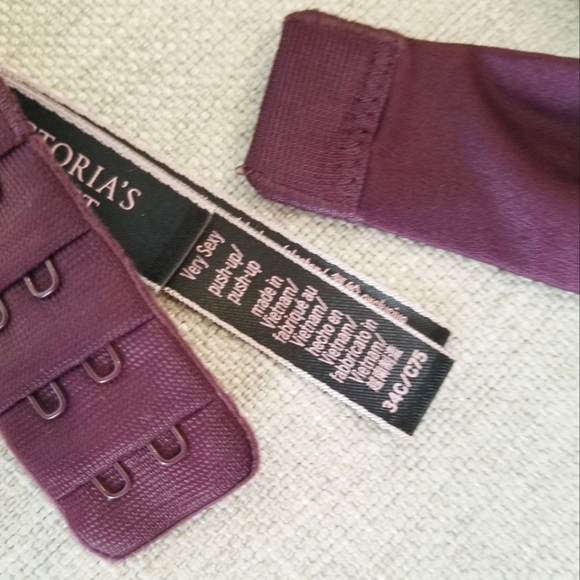 Victoria's Secret Very Sexy Rhinestone Crystal Shine Strap Plush Push-up Bra NWT - Picture 8 of 14